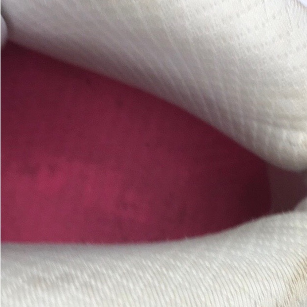 Vintage 90s Fila Vulc 13 Hot Pink and White High Top Retro Sneakers - Picture 12 of 12